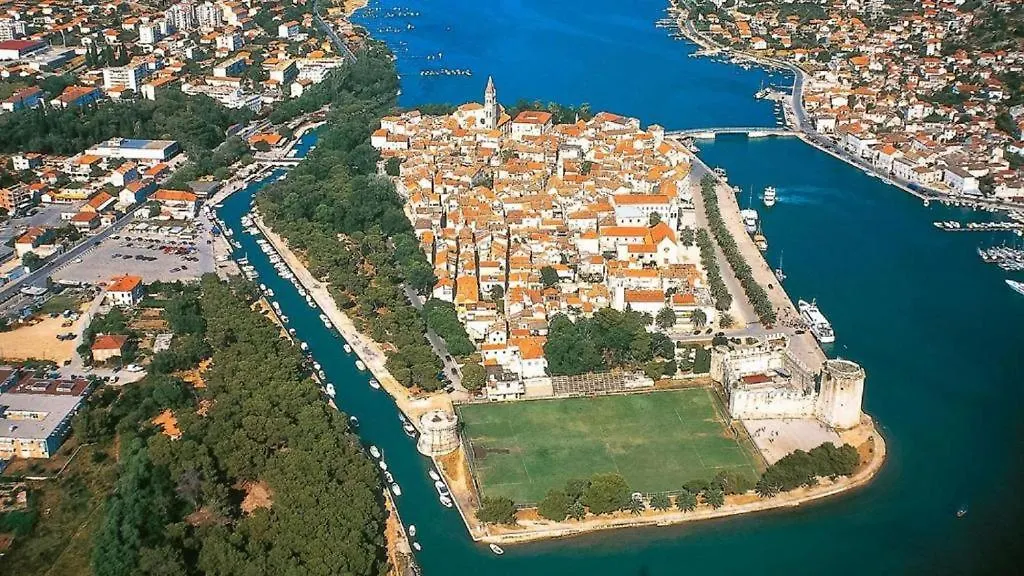 Apartment Sunbreeze Trogir