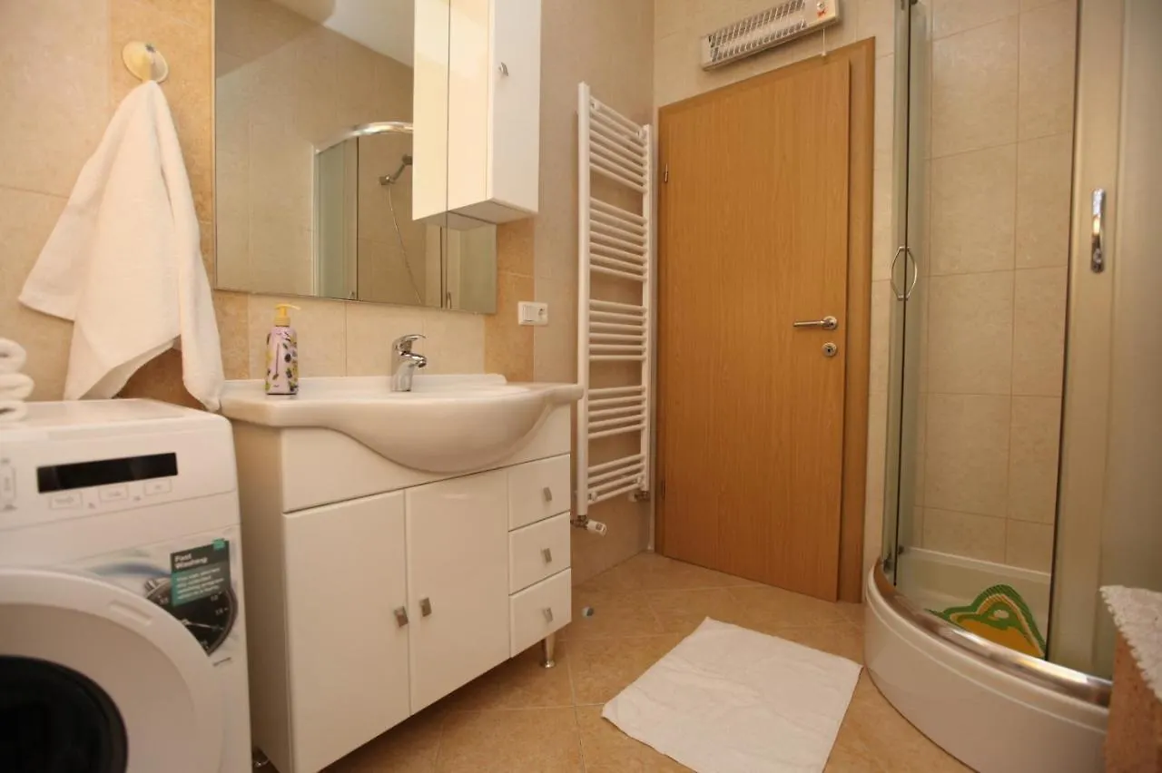 Apartment Sunbreeze Trogir