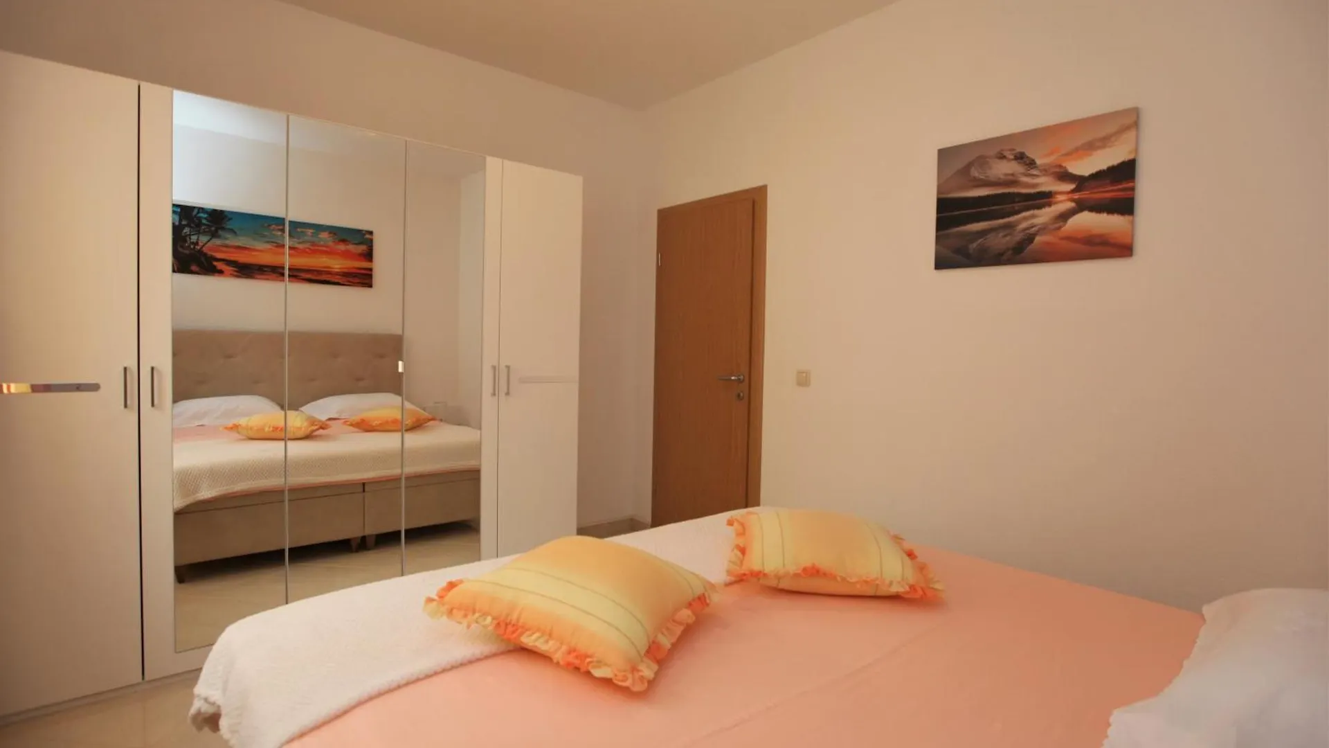 Apartment Sunbreeze Trogir
