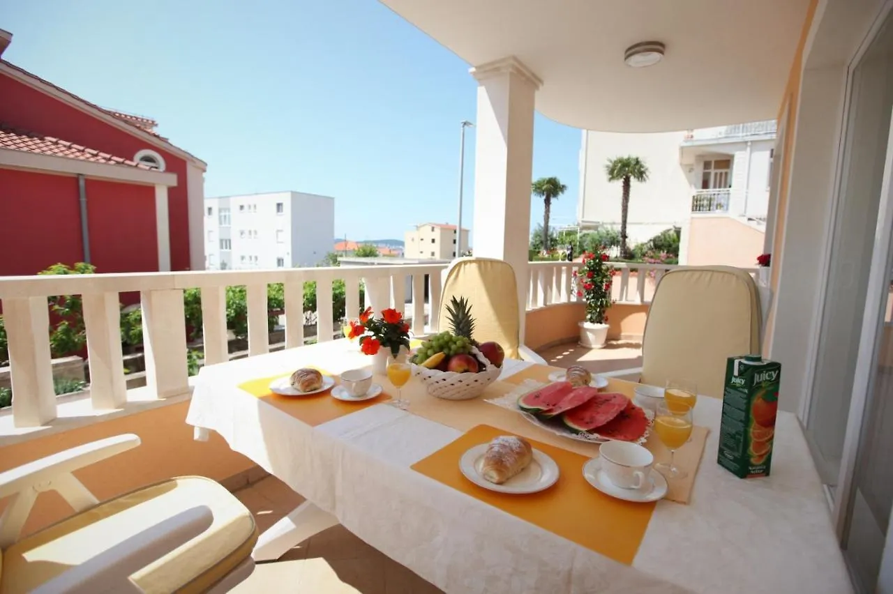 Apartment Sunbreeze Trogir